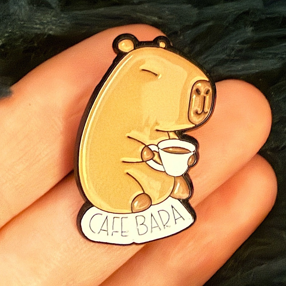 Women’s Accessories Unique Adorable Fun ‘Cafe Bara’ Capybara Enamel Pin Brooch